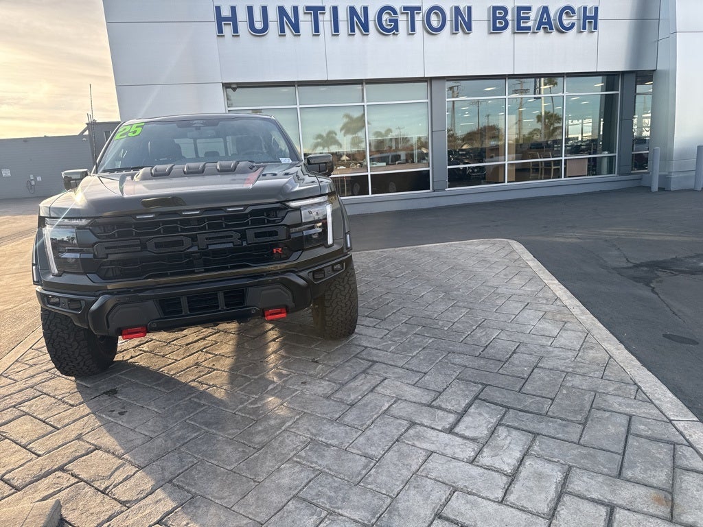 2025 Ford F-150 Raptor R