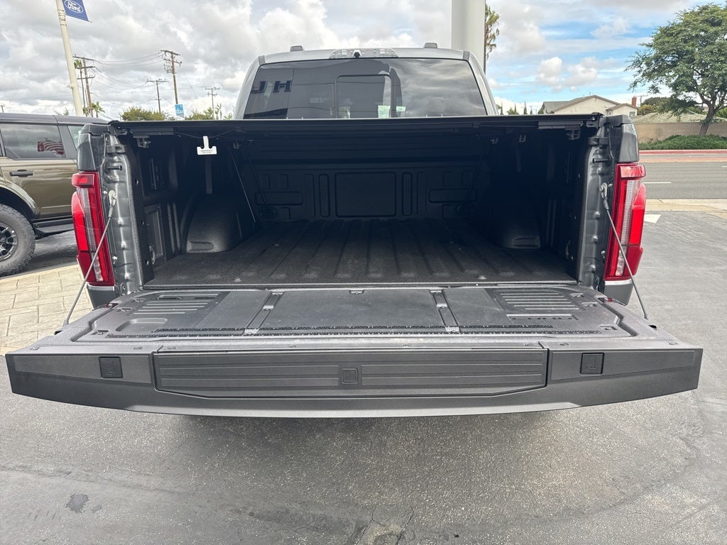 2025 Ford F-150 Raptor R