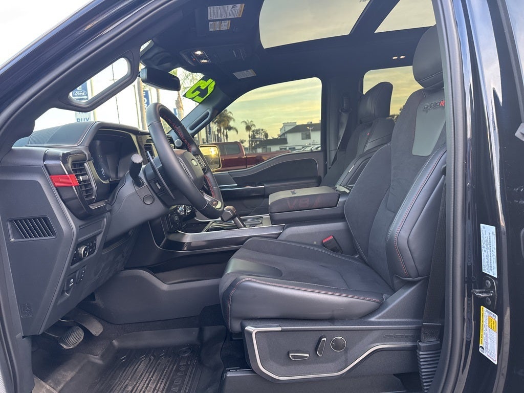 2025 Ford F-150 Raptor R