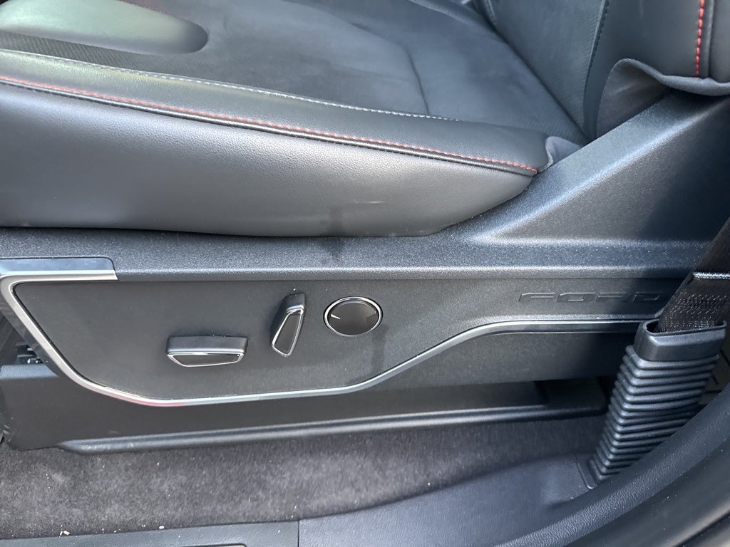 2025 Ford F-150 Raptor R