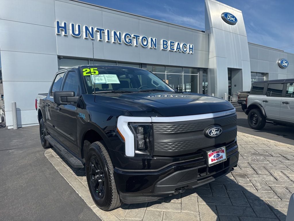 2025 Ford F-150 Lightning XLT
