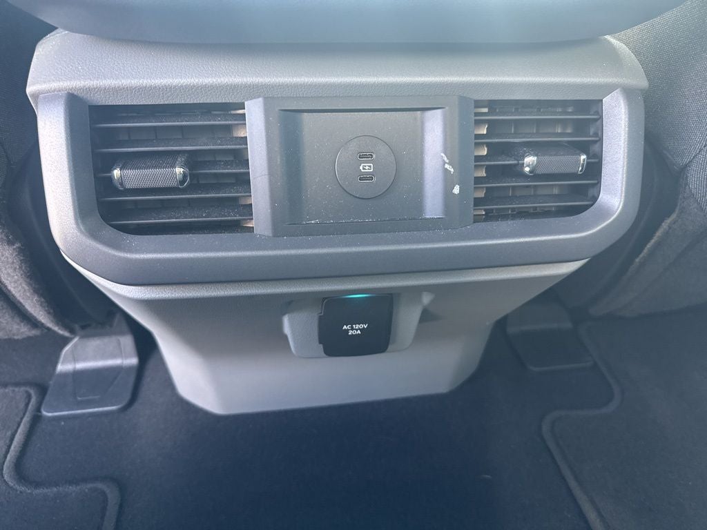 2025 Ford F-150 Lightning XLT