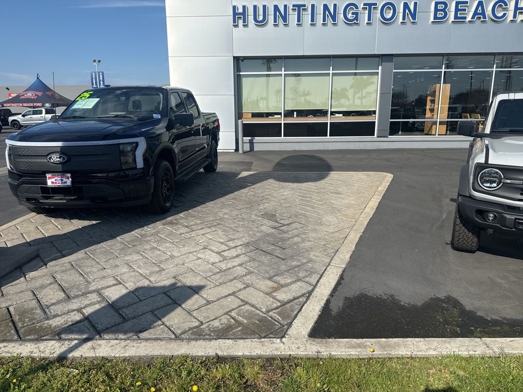 2025 Ford F-150 Lightning XLT