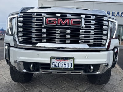 2024 GMC Sierra 2500HD Denali