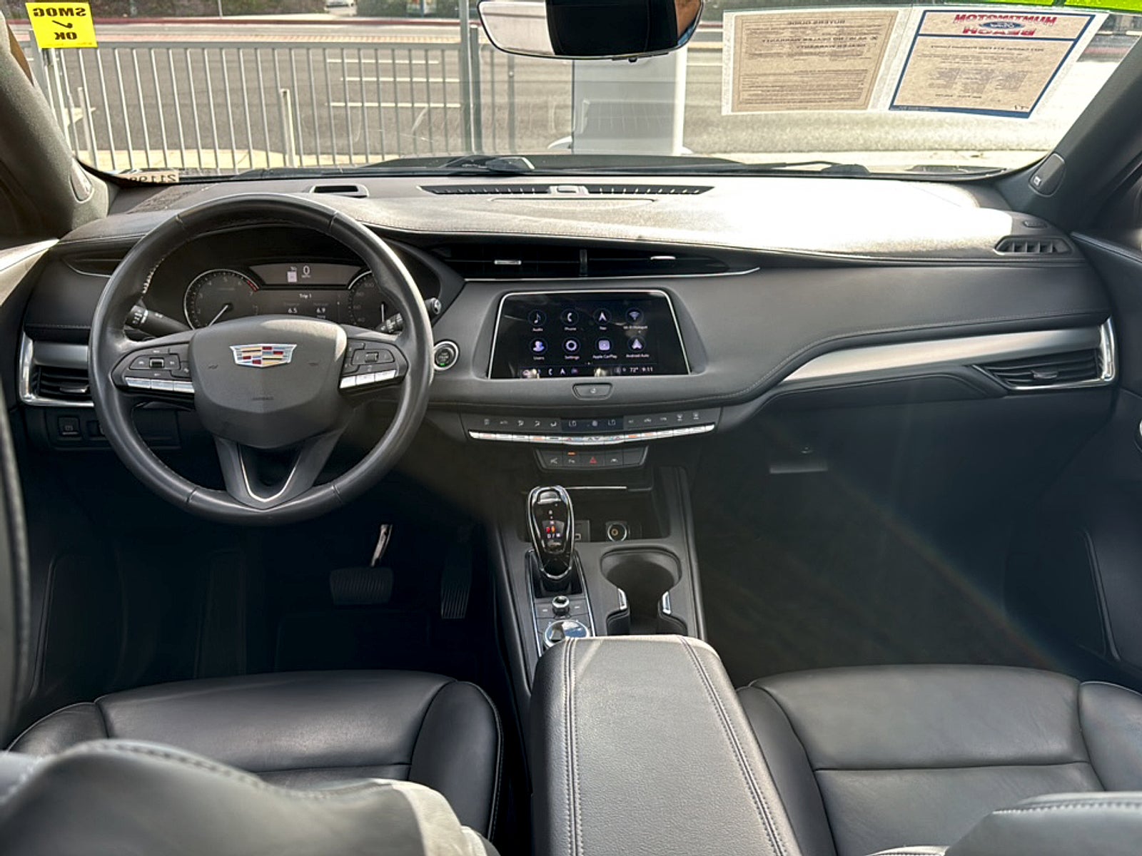 2022 Cadillac XT4 FWD Premium Luxury
