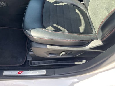 2023 Ford Edge ST Line
