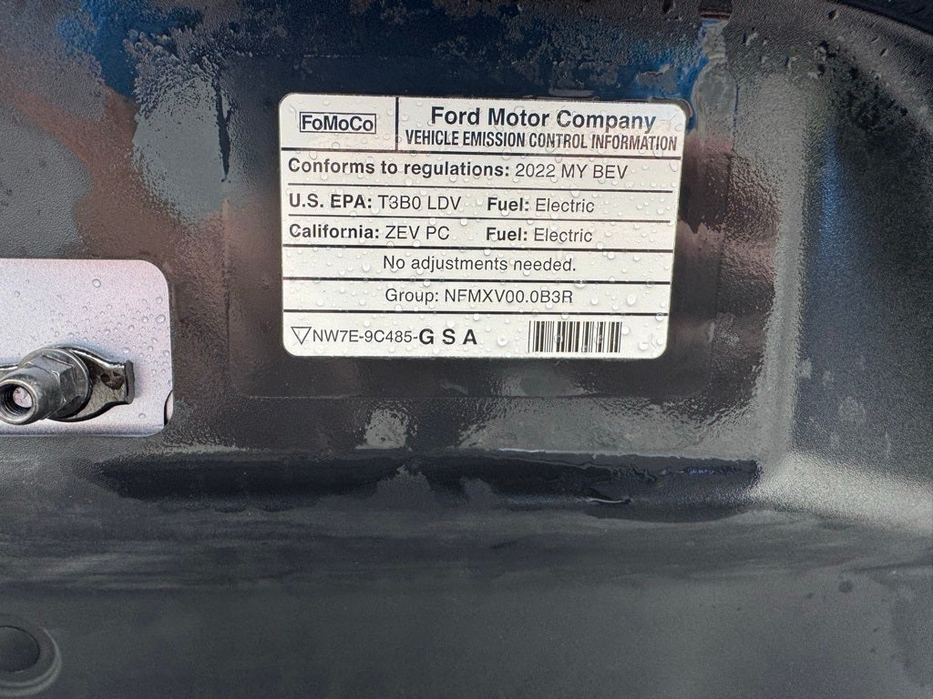 2022 Ford Mustang Mach-E Select