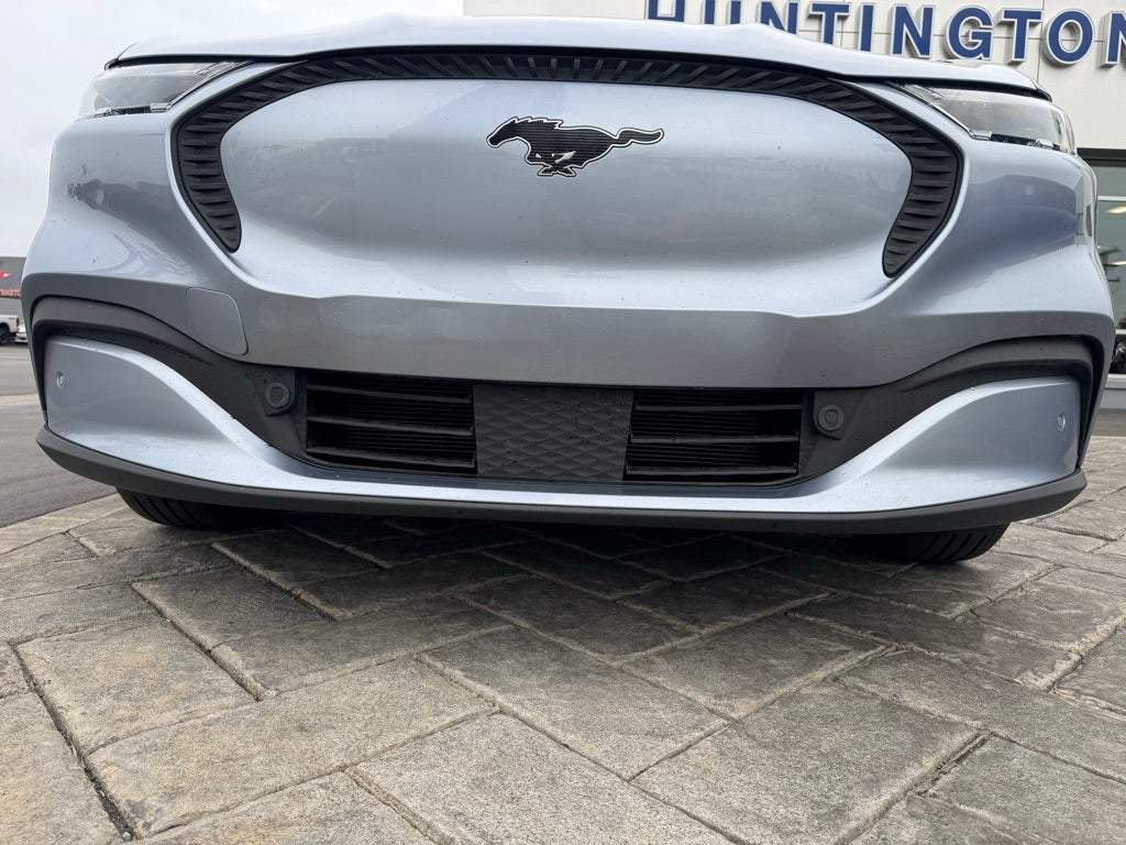 2022 Ford Mustang Mach-E Select