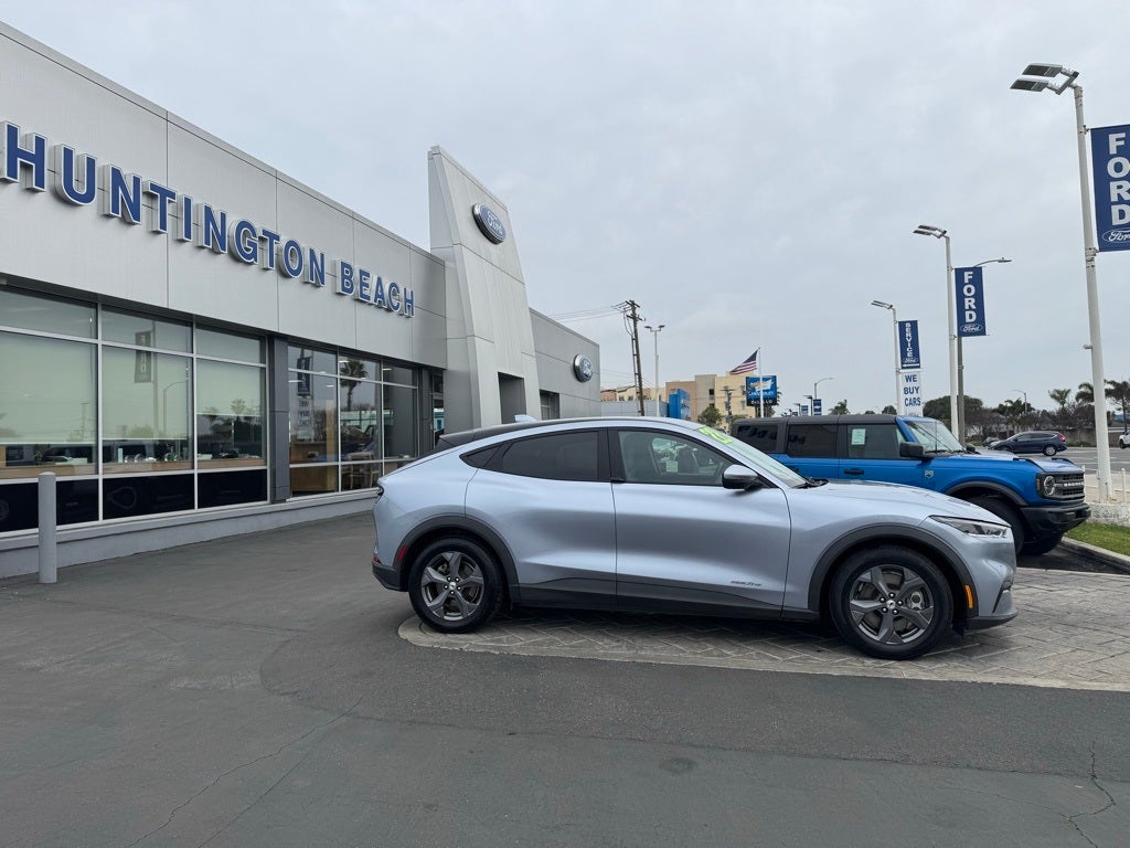 2022 Ford Mustang Mach-E Select