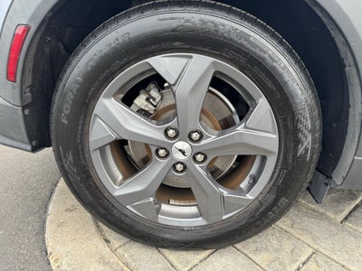 2022 Ford Mustang Mach-E Select