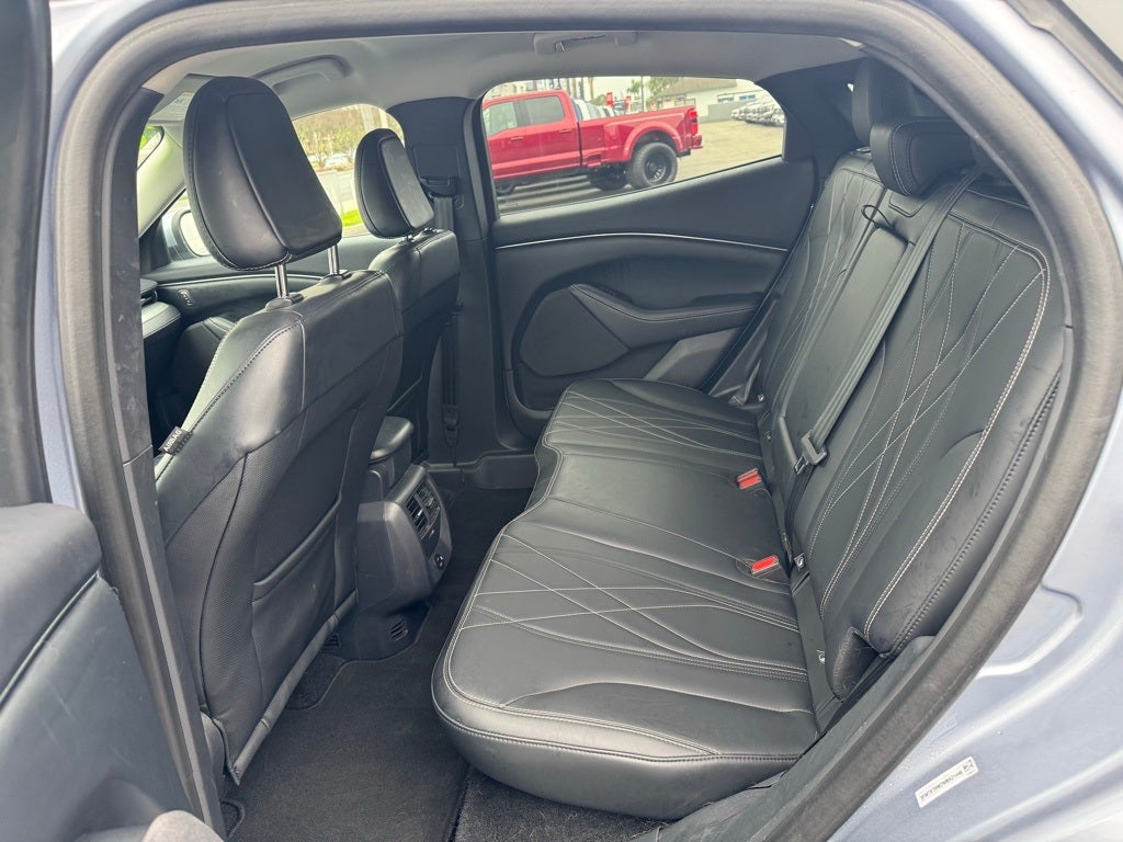 2022 Ford Mustang Mach-E Select