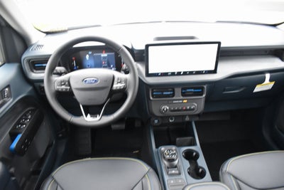 2025 Ford Maverick Lobo Standard