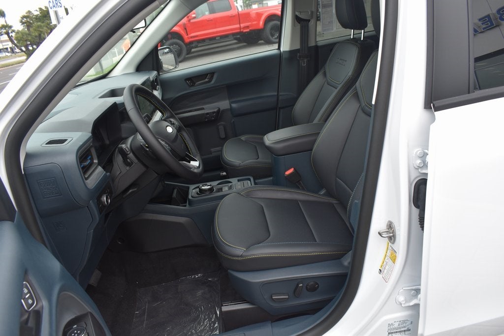 2025 Ford Maverick Lobo Standard