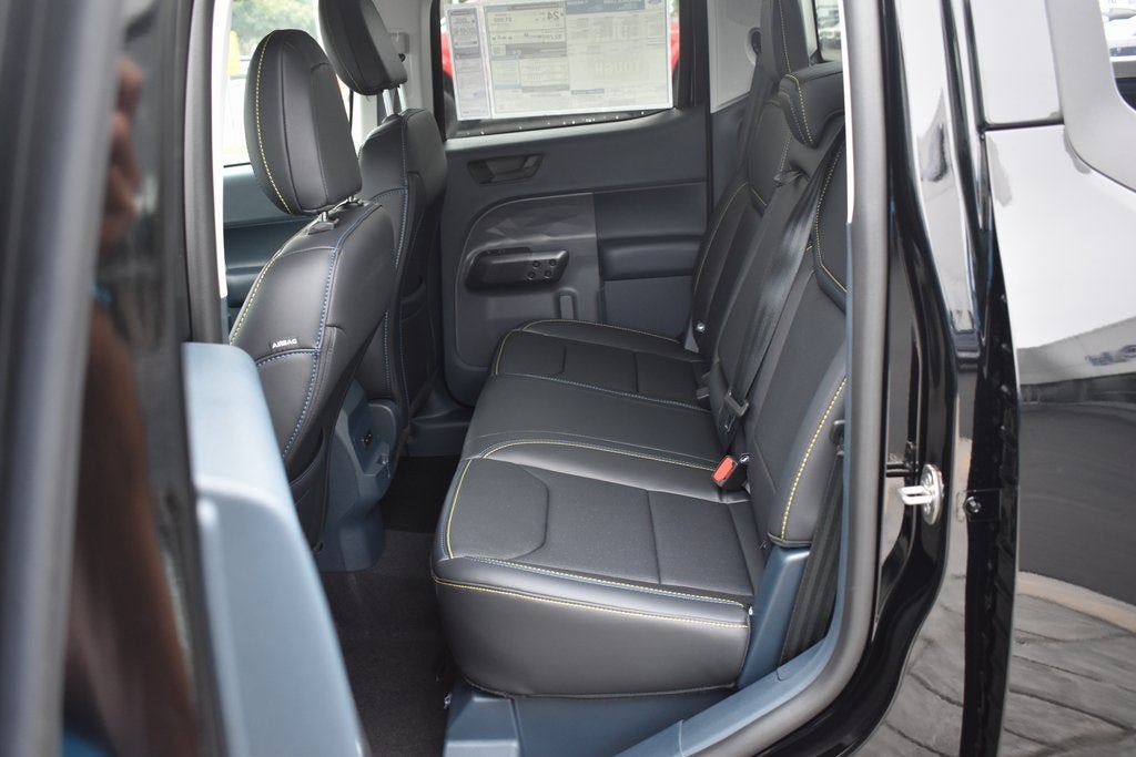 2025 Ford Maverick Lobo Standard