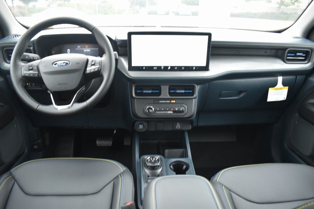 2025 Ford Maverick Lobo Standard