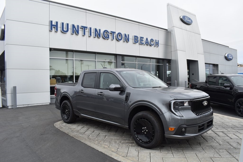 2025 Ford Maverick Lobo Standard