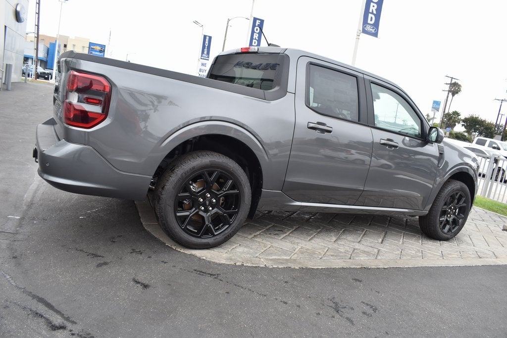 2025 Ford Maverick Lobo Standard