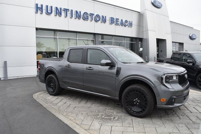 2025 Ford Maverick Lobo Standard