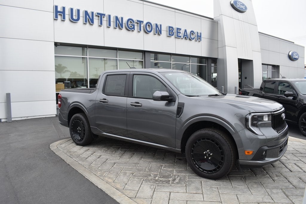 2025 Ford Maverick Lobo Standard