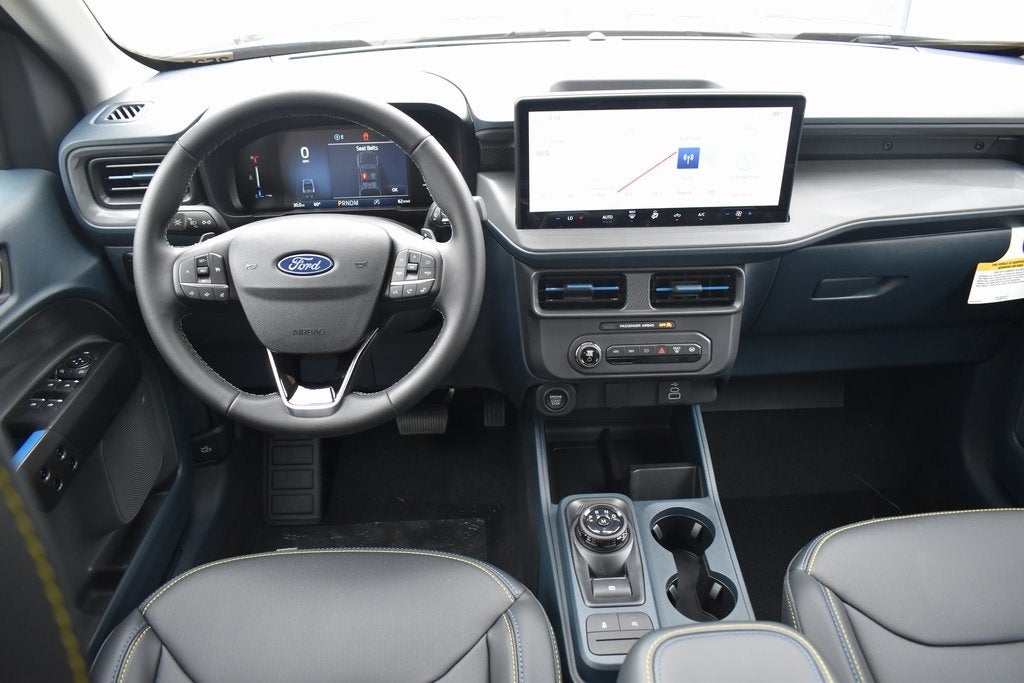 2025 Ford Maverick Lobo Standard