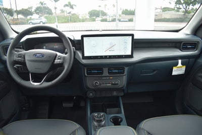 2025 Ford Maverick Lobo Standard