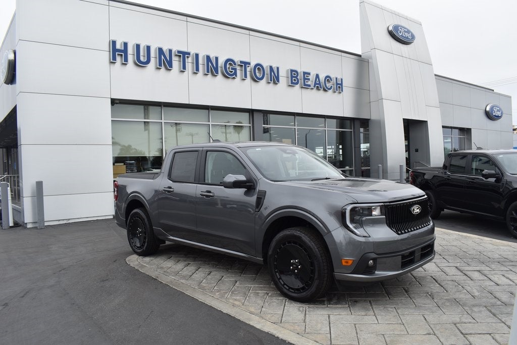 2025 Ford Maverick Lobo Standard