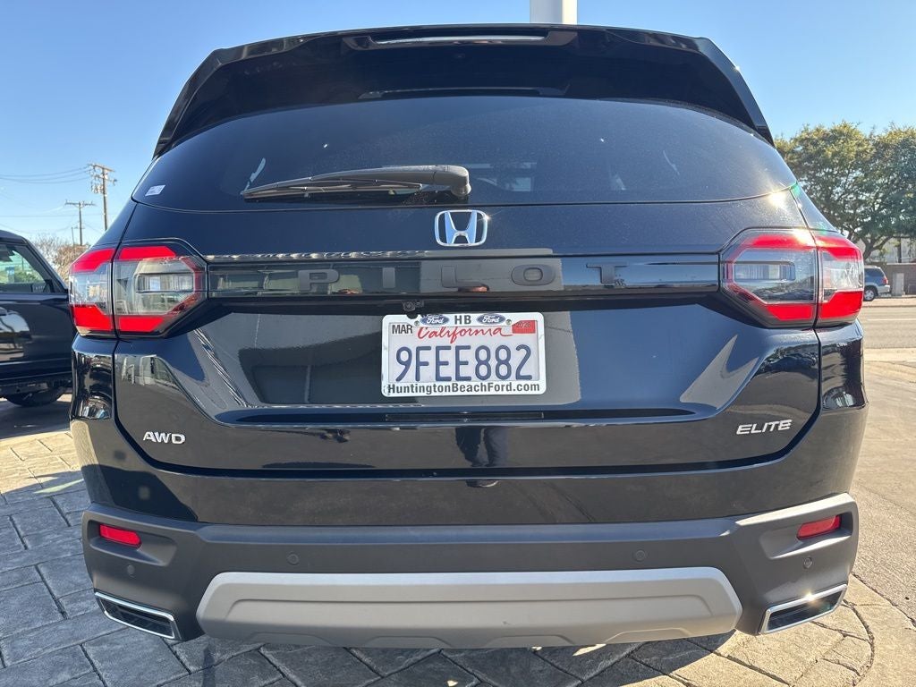 2023 Honda Pilot Elite