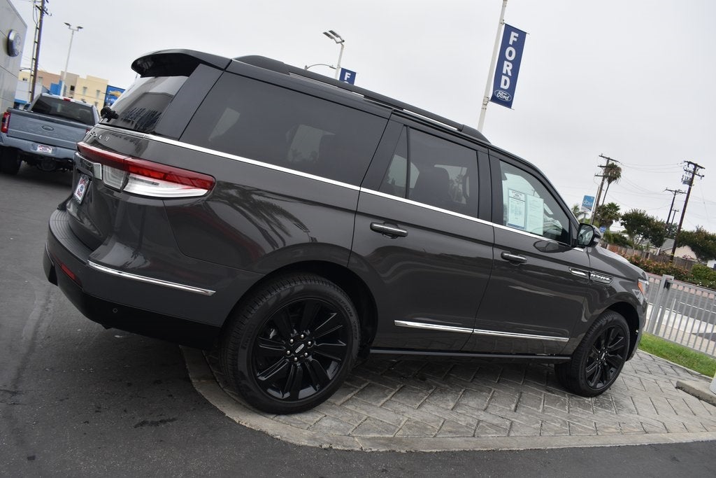 2024 Lincoln Navigator Black Label
