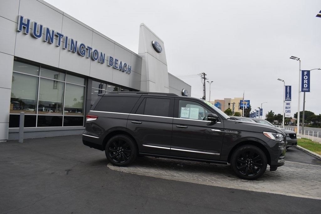 2024 Lincoln Navigator Black Label