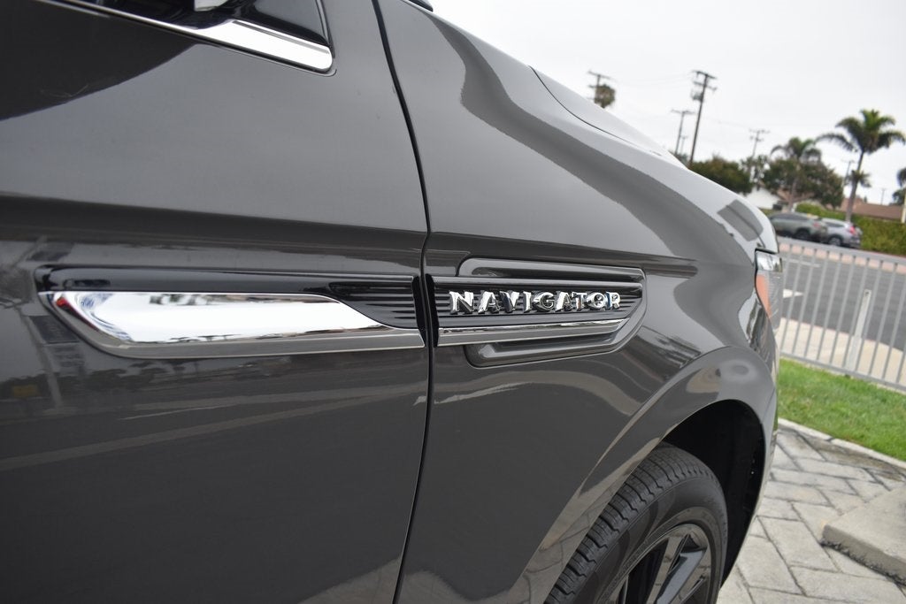 2024 Lincoln Navigator Black Label