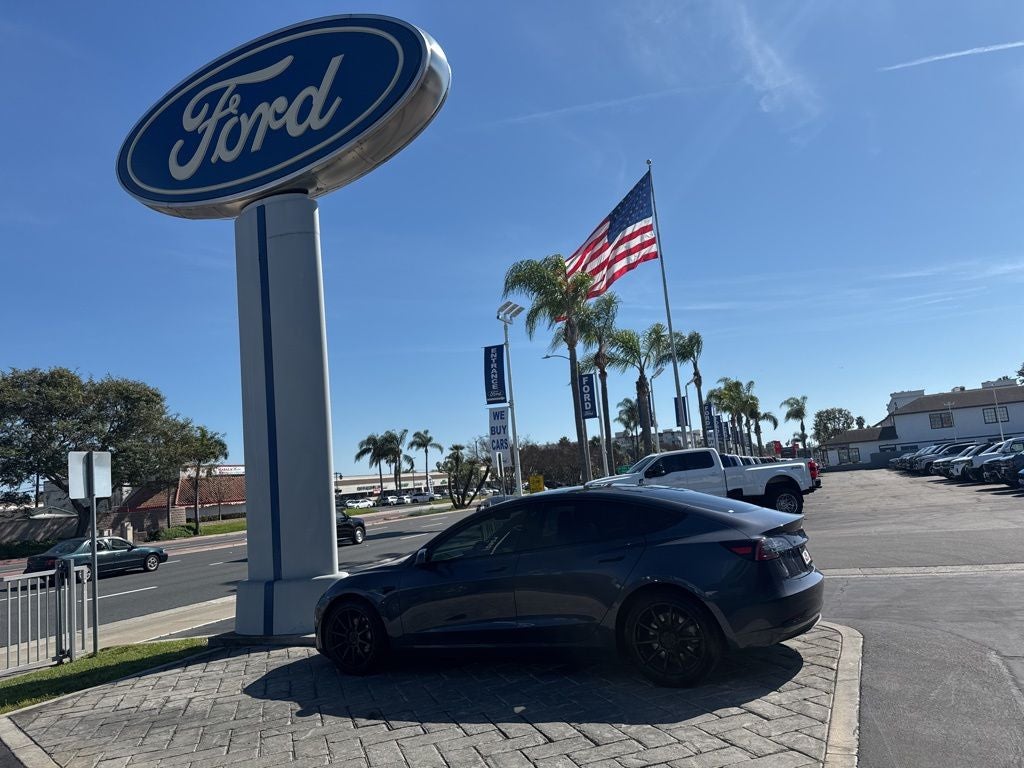 2022 Tesla Model 3 Base