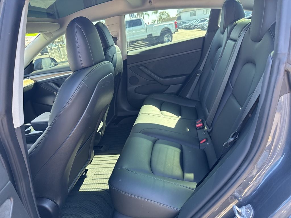 2022 Tesla Model 3 Base