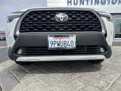 2024 Toyota Corolla Cross XLE