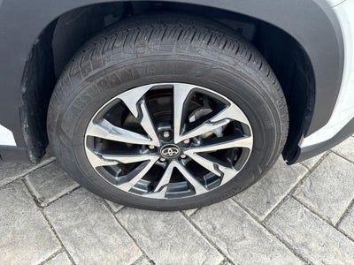 2024 Toyota Corolla Cross XLE