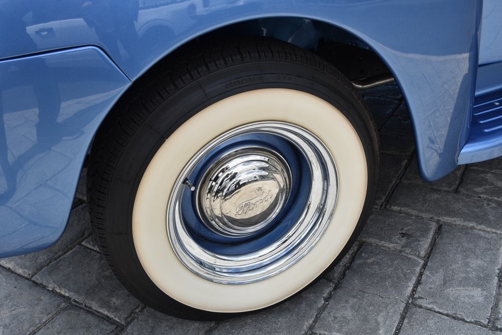 1951 Ford F-100 Base