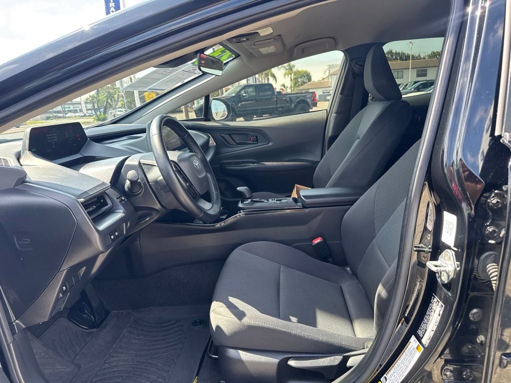2023 Toyota Prius LE