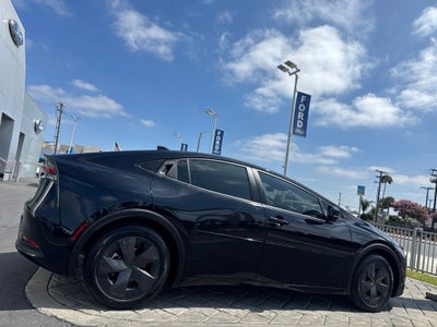 2023 Toyota Prius LE