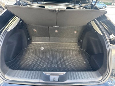 2023 Toyota Prius LE