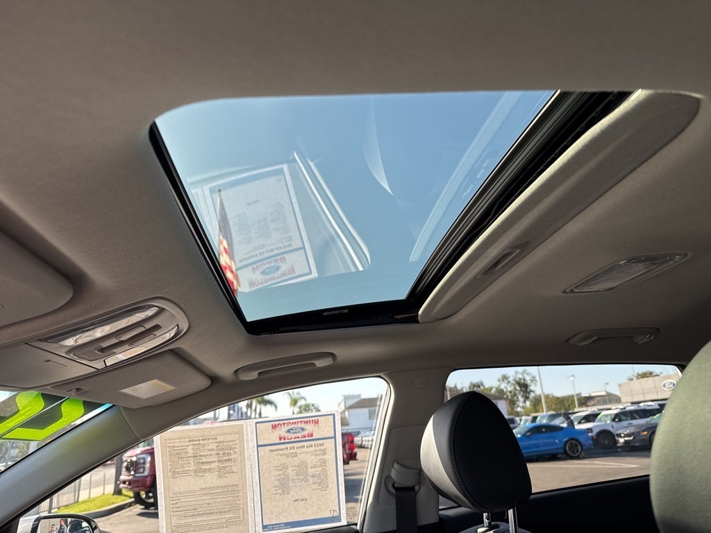 2022 Kia Niro EX Premium