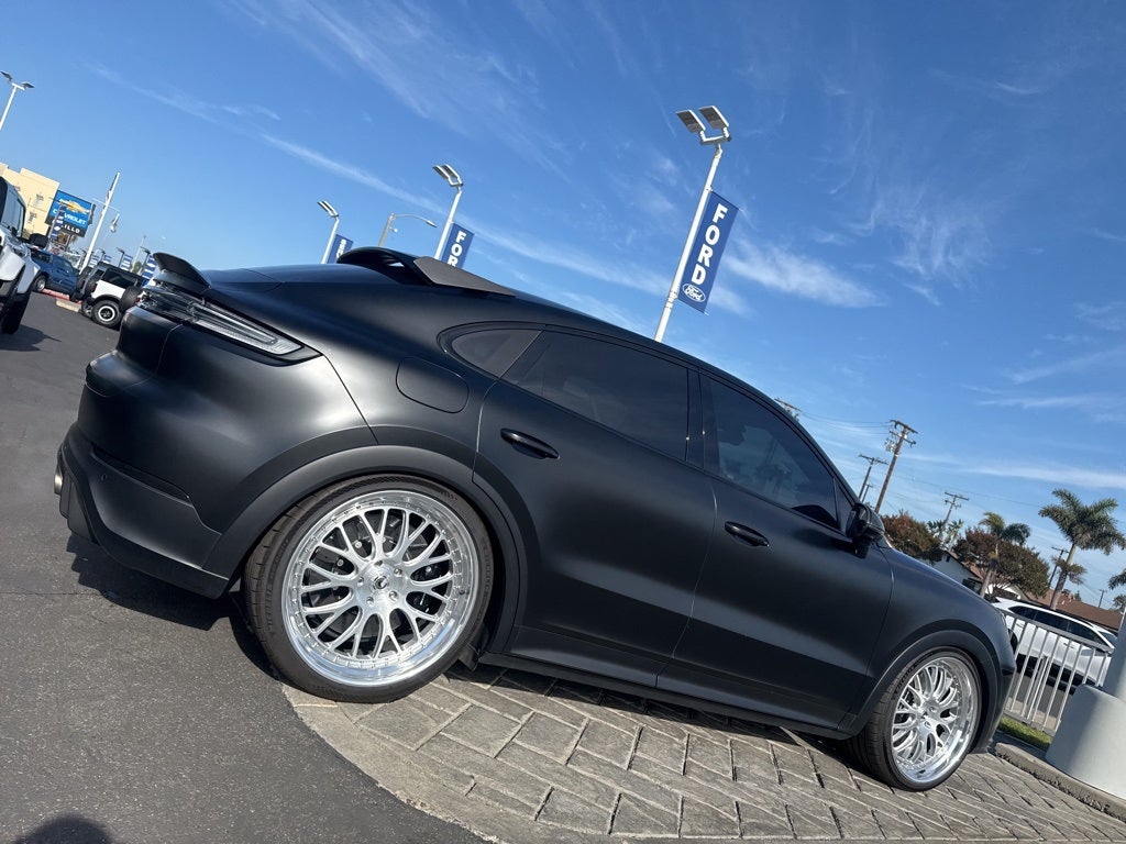 2024 Porsche Cayenne Coupe Turbo GT