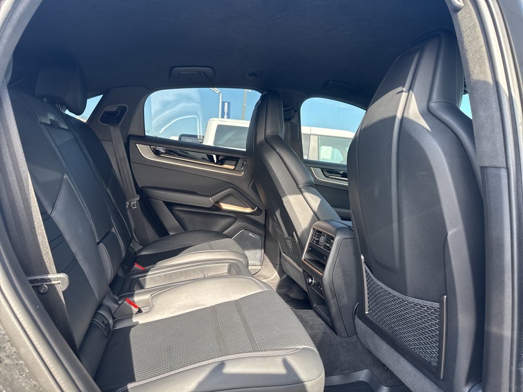 2024 Porsche Cayenne Coupe Turbo GT